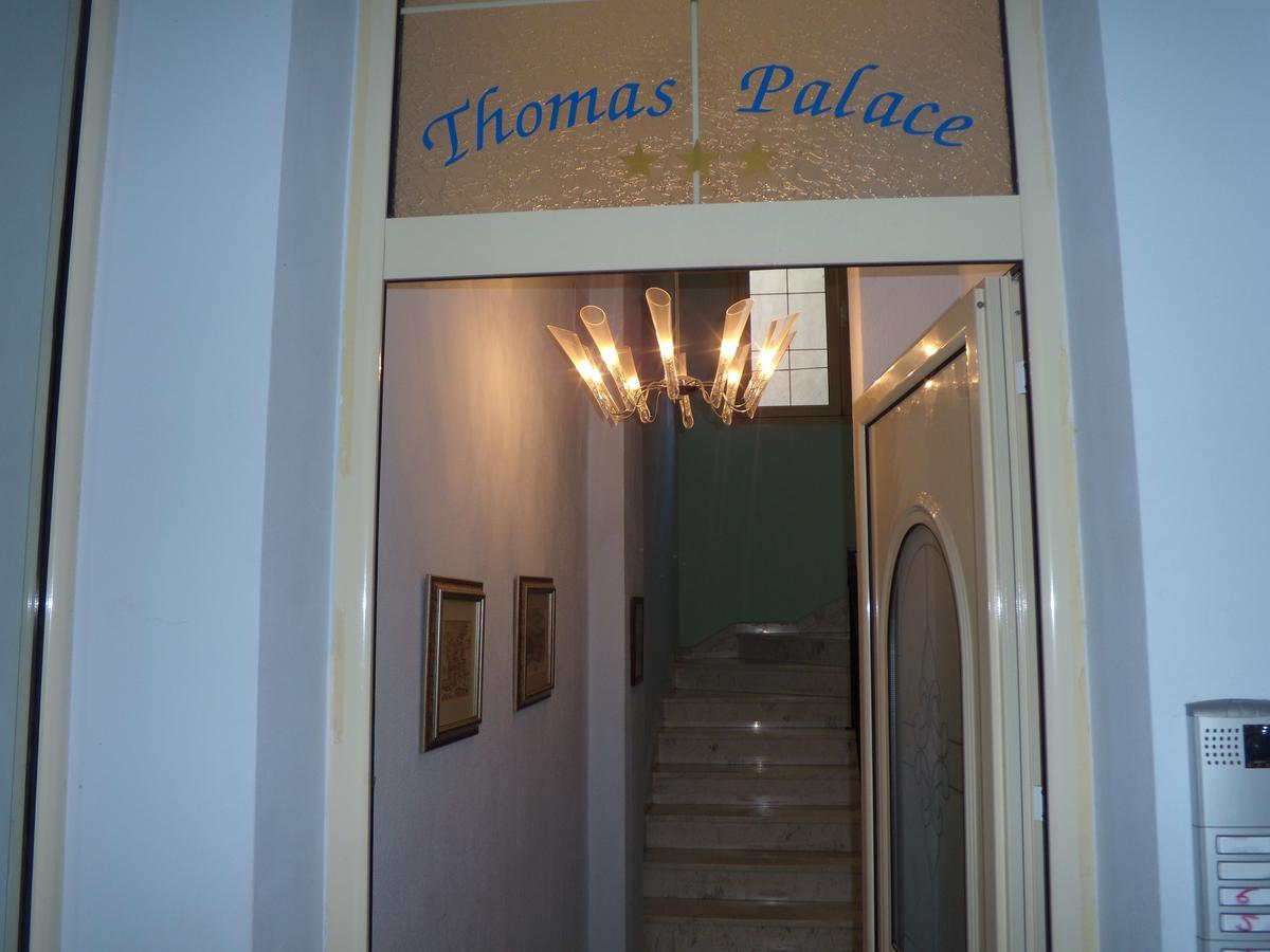 ساندانسكي Thomas Palace Apartments المظهر الخارجي الصورة